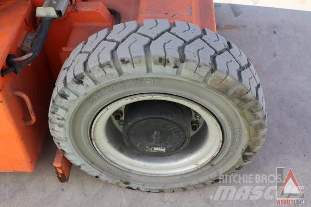 JLG E300AJP Bomlifte med knækarm
