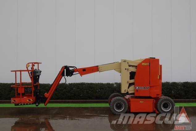JLG E300AJP Bomlifte med knækarm