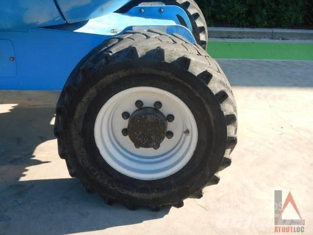Manitou 200 ATJ Bomlifte med knækarm