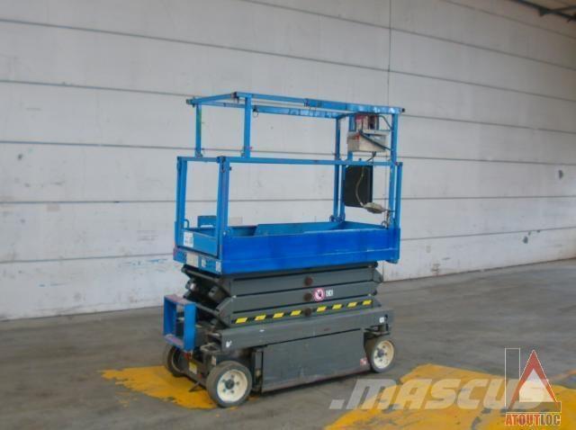 SkyJack SJ3219 Bomlifte med knækarm