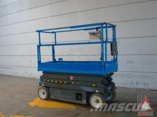 SkyJack SJ3220 Bomlifte med knækarm