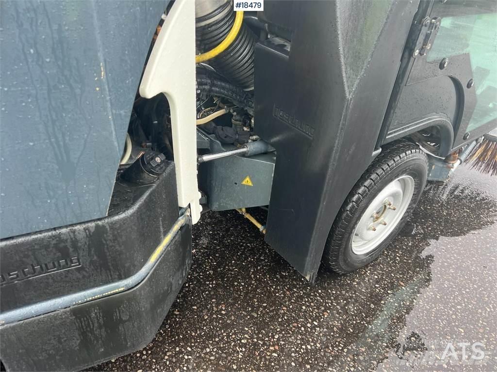 Boschung S2 sweeper Fejebiler