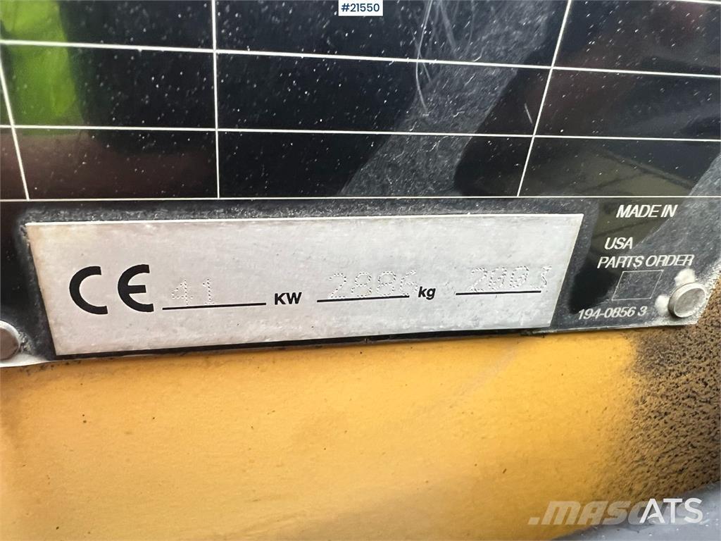 CAT 226 Skid steer loaders