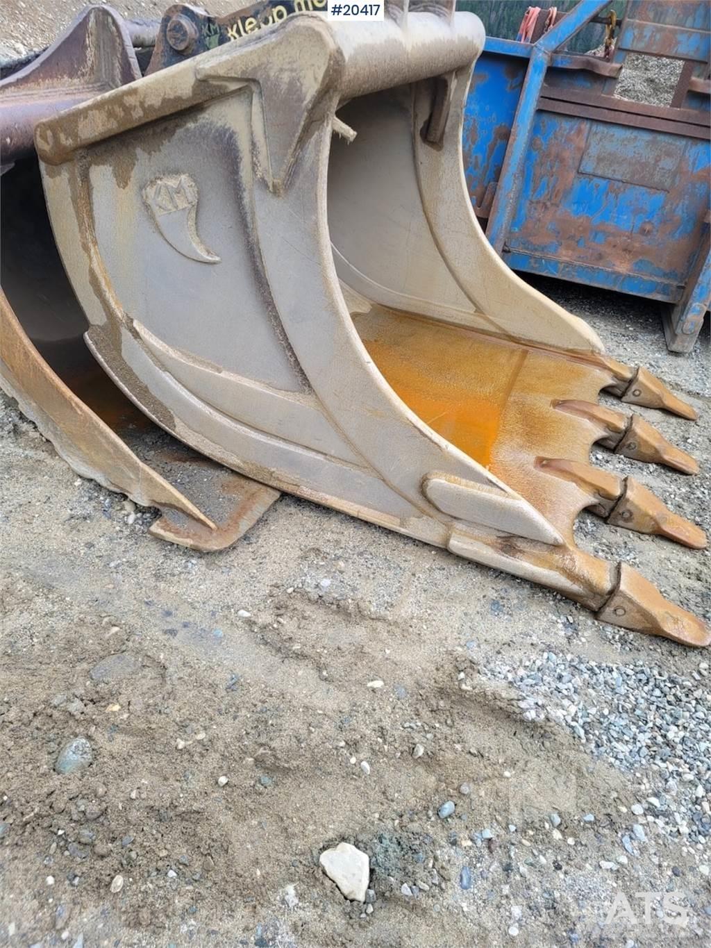 CAT 330F Gravemaskiner på larvebånd