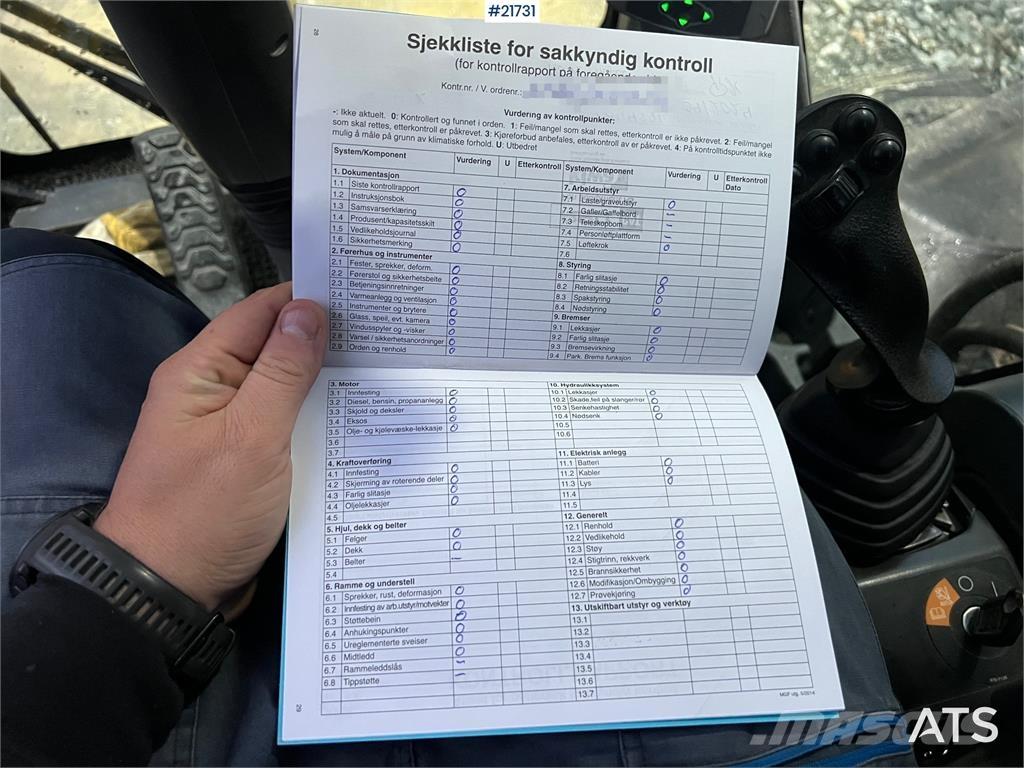 CAT M318F Gravemaskiner på hjul