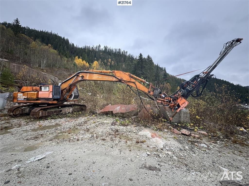 Hitachi FH 220 LC Gravemaskiner på larvebånd