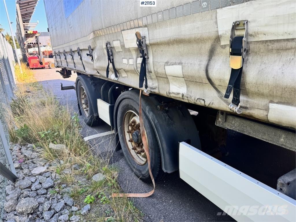 Krone Citysemi. Semi-trailer med fast kasse