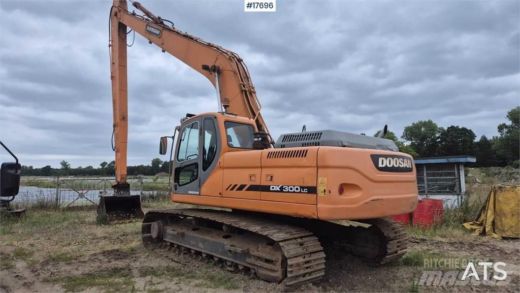 Doosan DX 300 LC Gravemaskiner på larvebånd