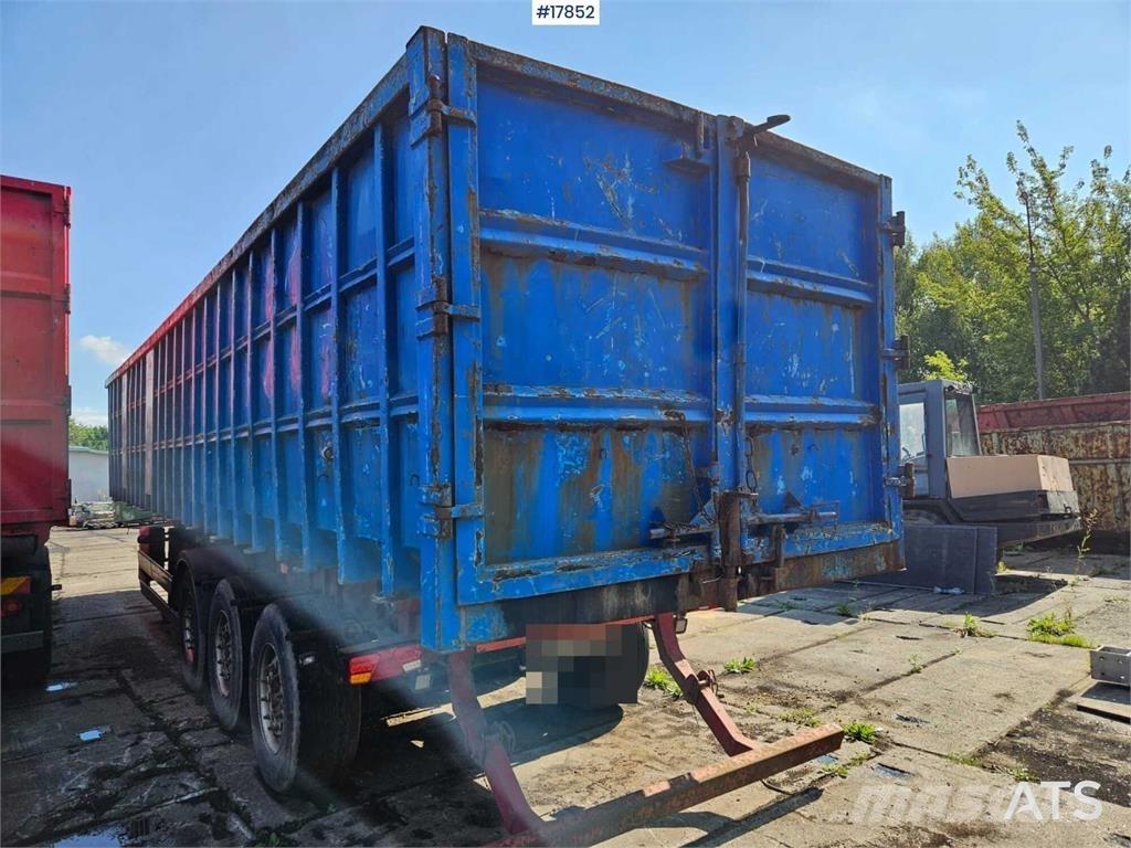 Invepe SR 8 Semi-trailer med tip