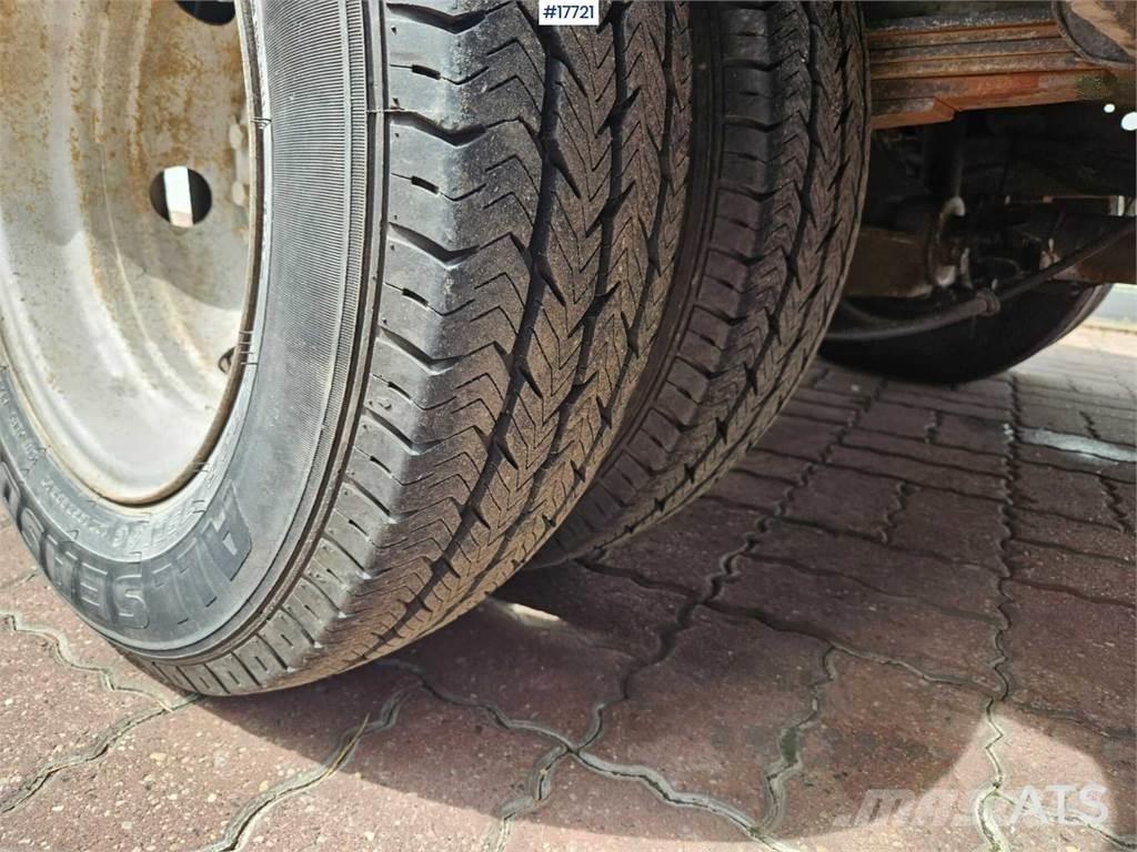 Iveco Daily 35C11 Lastbil med kran