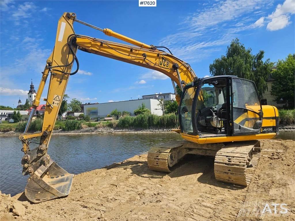 JCB JS 130 Gravemaskiner på larvebånd