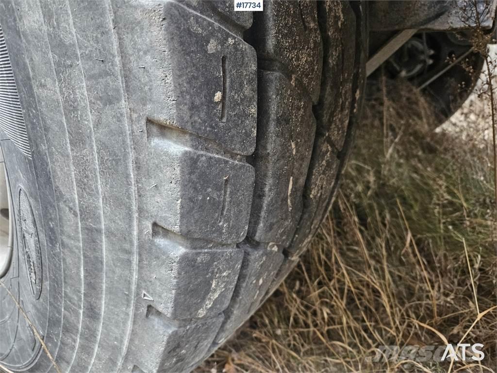 Kögel SKM Semi-trailer med tip