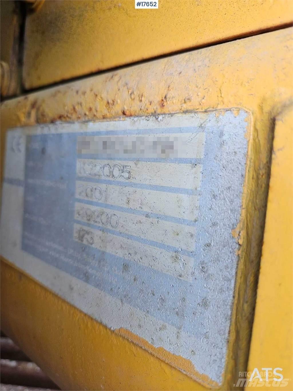 Komatsu 380 Gravemaskiner på larvebånd