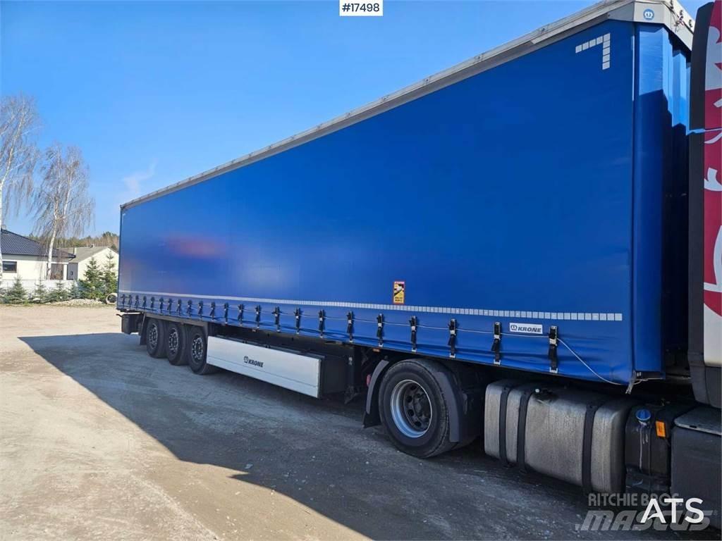 Krone SD Semi-trailer med Gardinsider