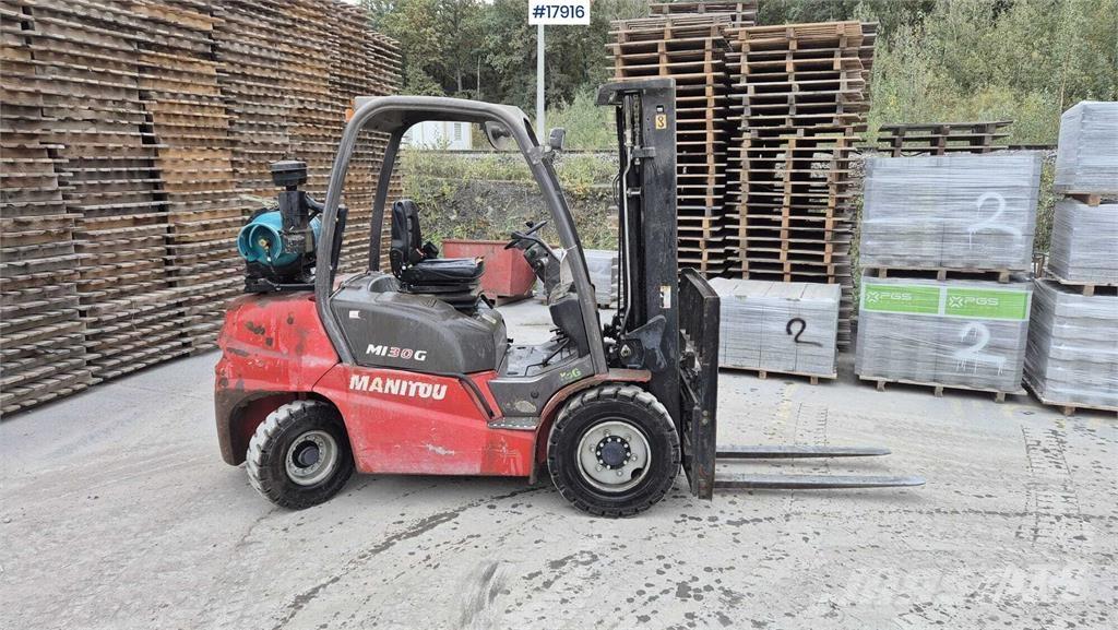 Manitou MI 30 G Gaffeltrucks - andre