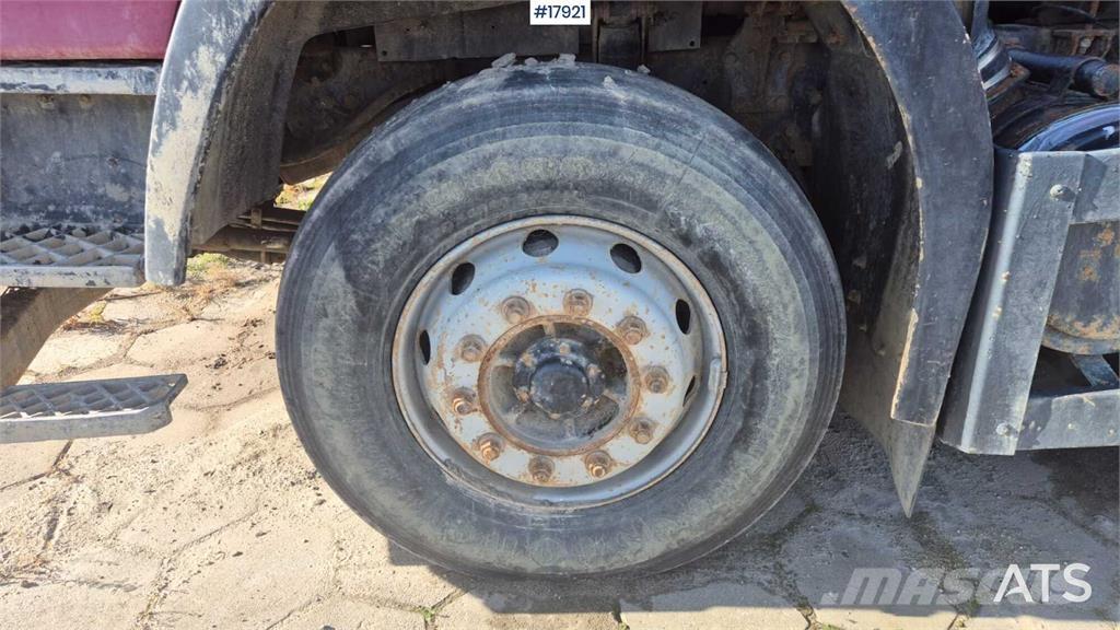 MAZ 650136 Lastbiler med tip