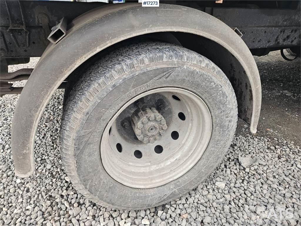 Nissan Cabstar Lastbiler med tip