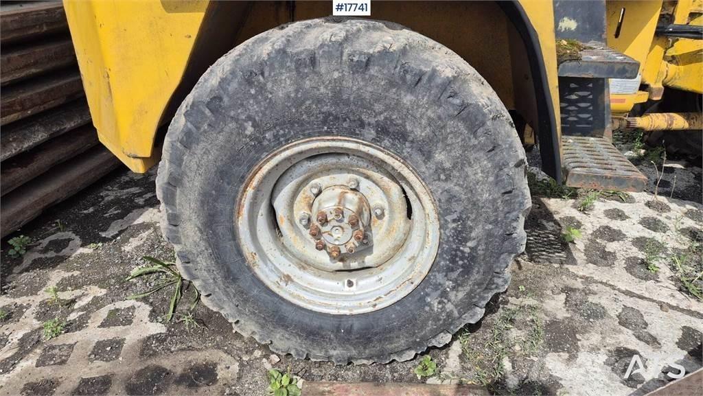 Paus AKD 20 Dumpere