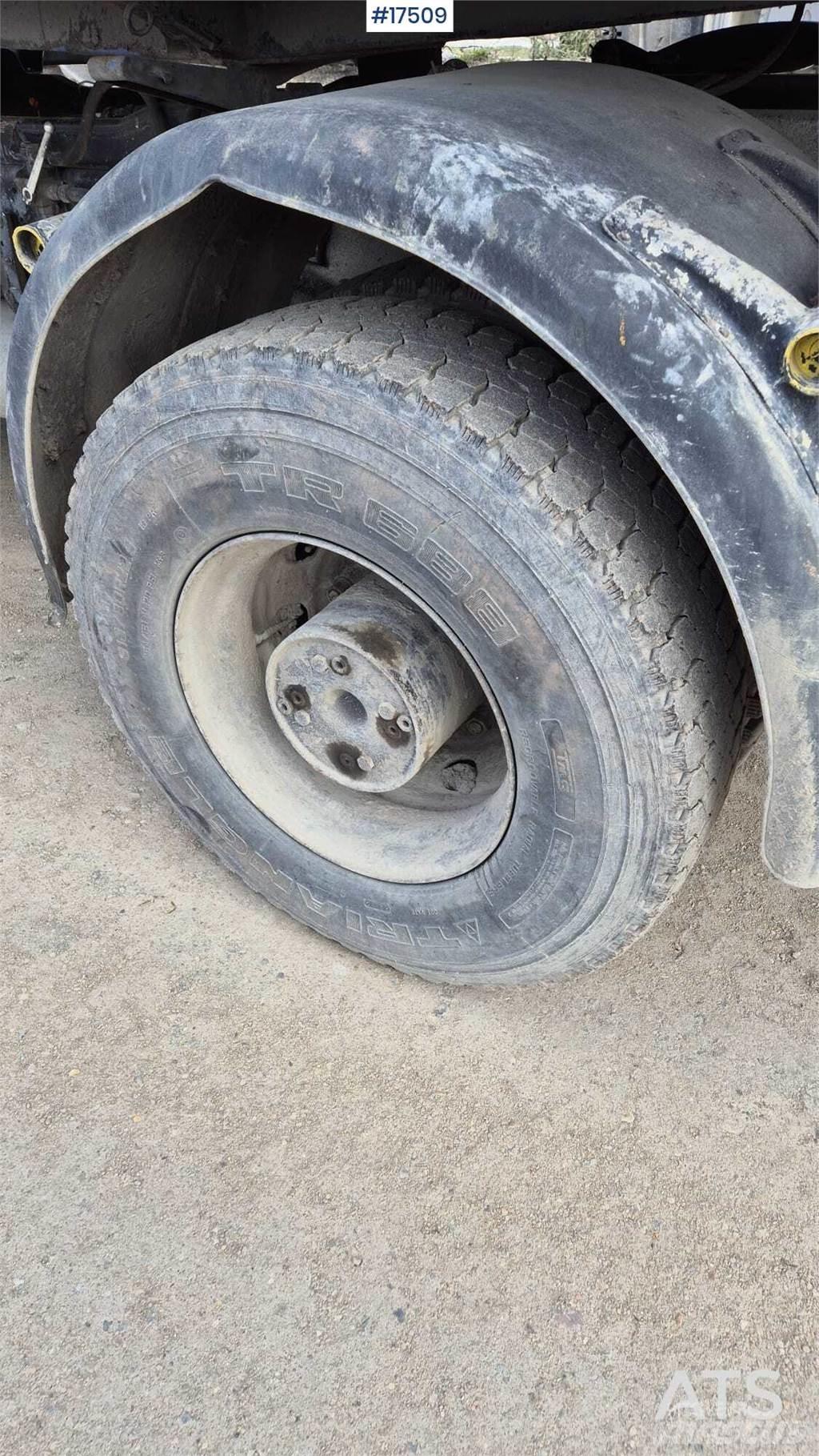 Scania P112 Lastbiler med tip