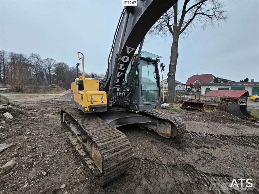 Volvo EC220DL Gravemaskiner på larvebånd