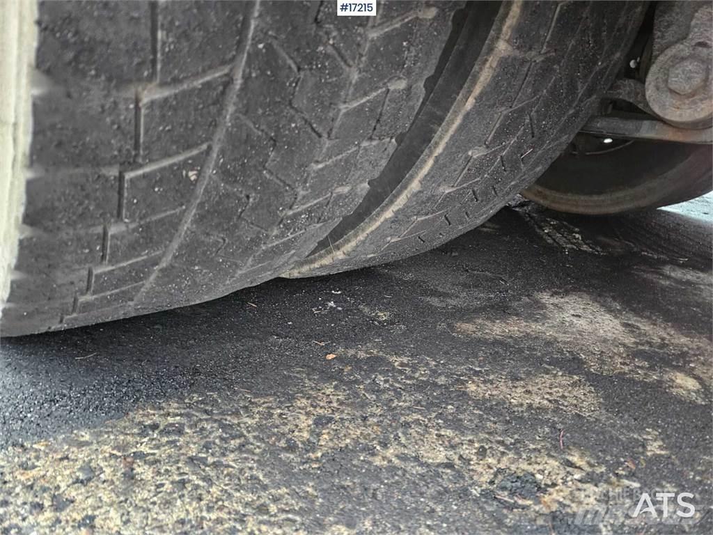 Volvo FL Lastbiler med tip