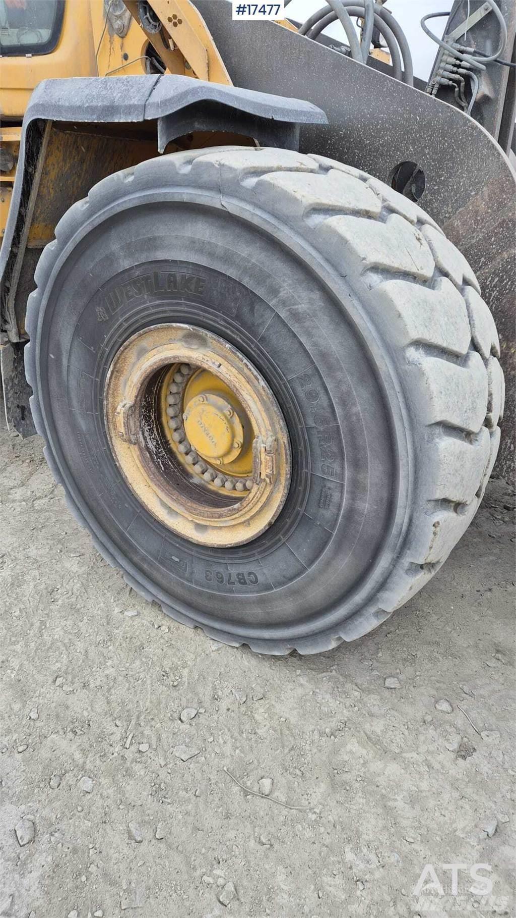 Volvo L220H Læssemaskiner på hjul