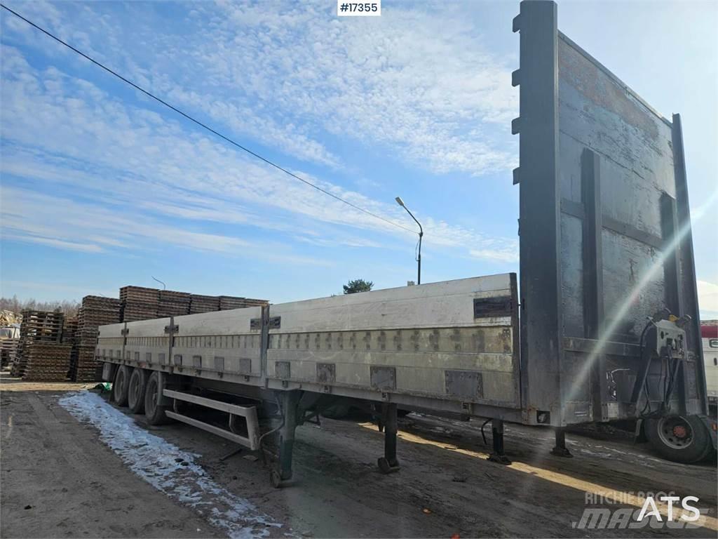 Zremb ZREMB Semi-trailer med Gardinsider
