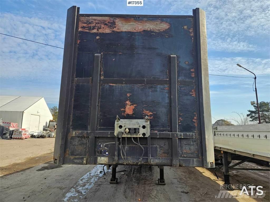 Zremb ZREMB Semi-trailer med Gardinsider