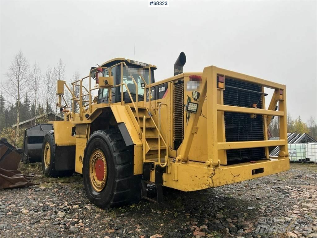 CAT 988H Bulldozer