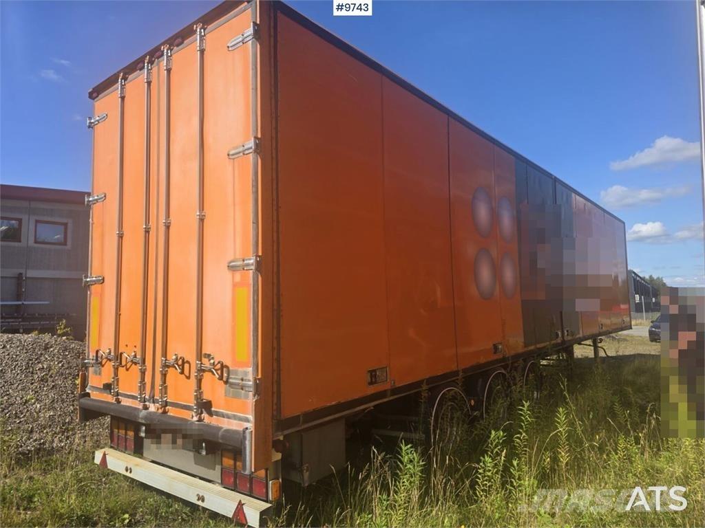 Ekeri L-3 Semi-trailer med fast kasse