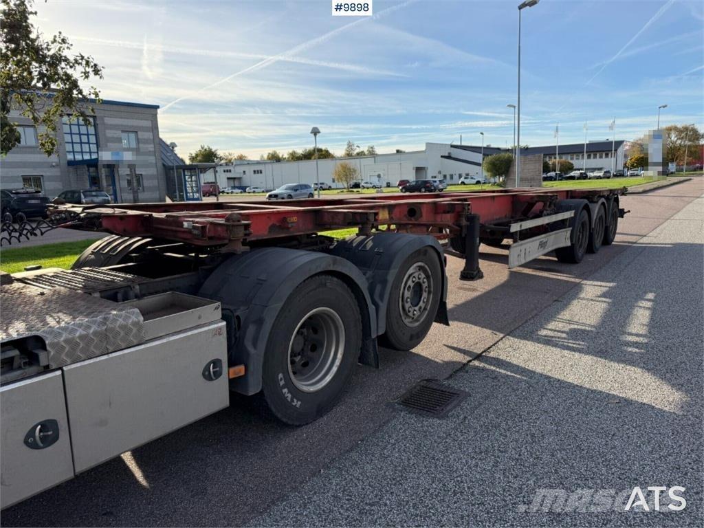 Fliegl SDS 400 Semi-trailer med containerramme
