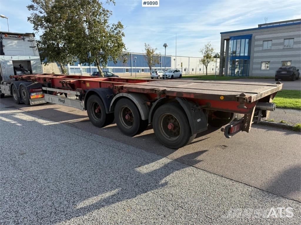 Fliegl SDS 400 Semi-trailer med containerramme