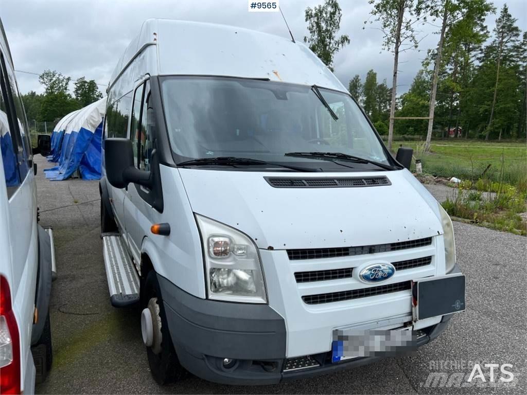 Ford Transit Minibusser