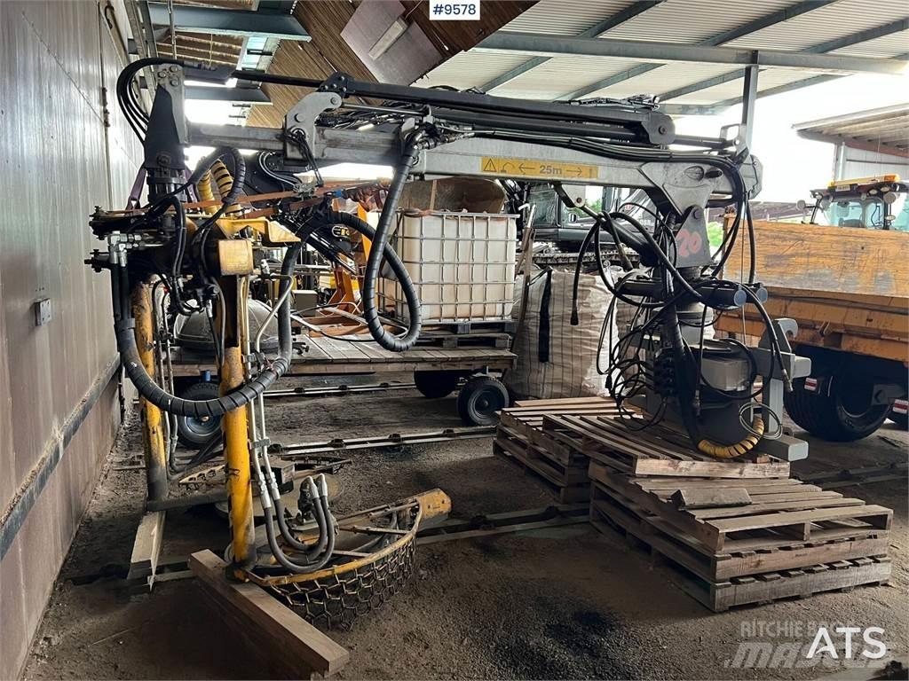  Hinnagårds T125B Asfaltknusemaskiner