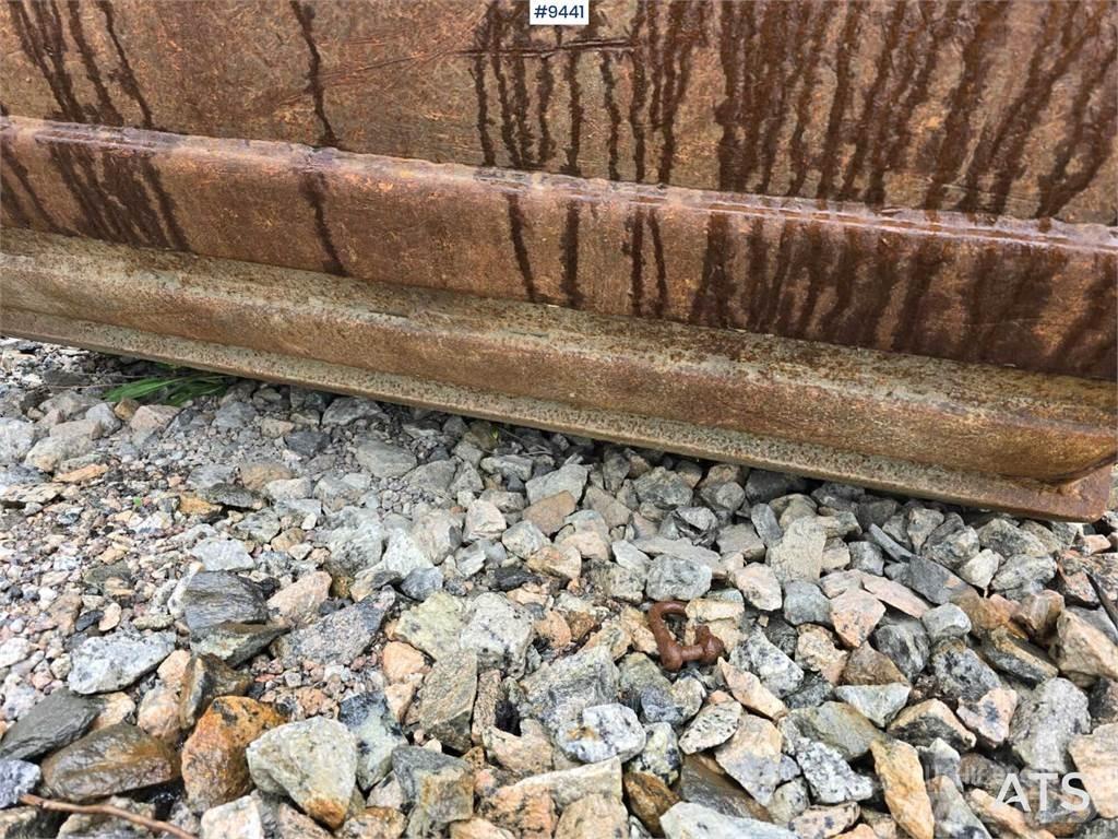 Hitachi ZX 250 LC-3 Gravemaskiner på larvebånd