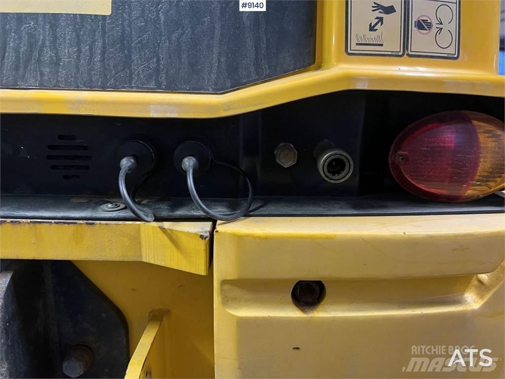 JCB 409 T4 Bulldozer
