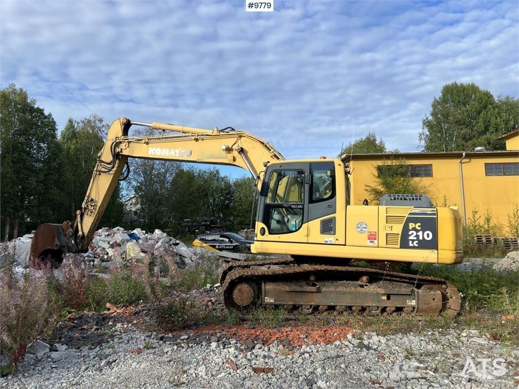 Komatsu PC210LC-8 Gravemaskiner på larvebånd