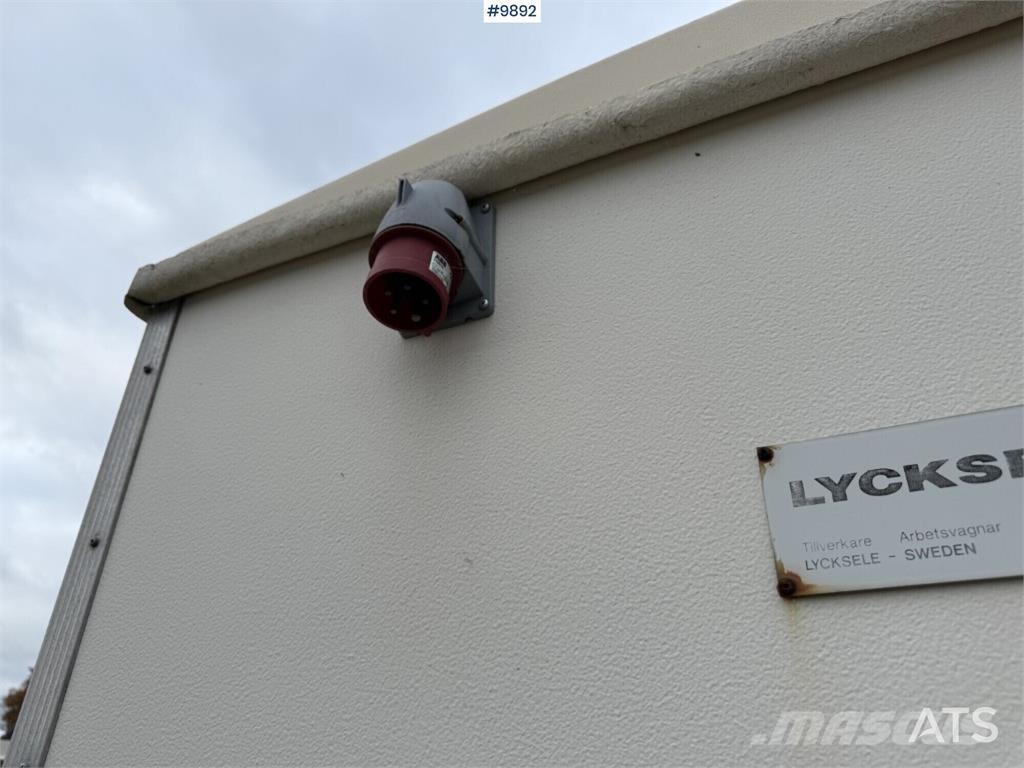  Lyckselevagnen PV4/3 Bygningsbarakker