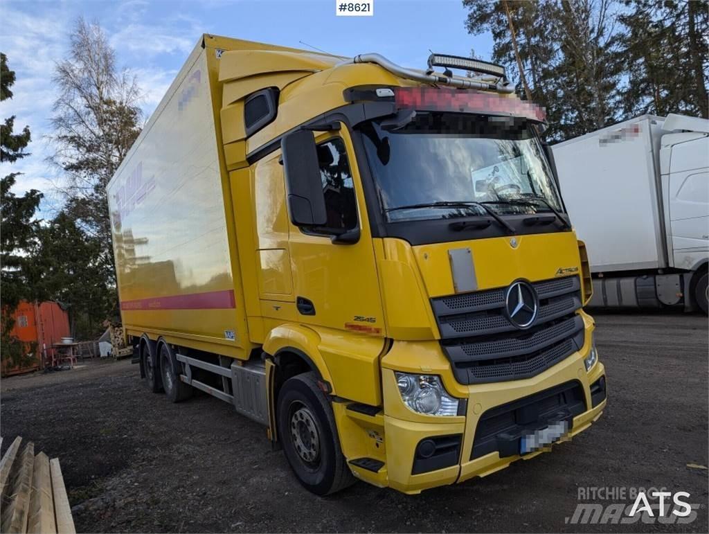 Mercedes-Benz 963-0-C Fast kasse