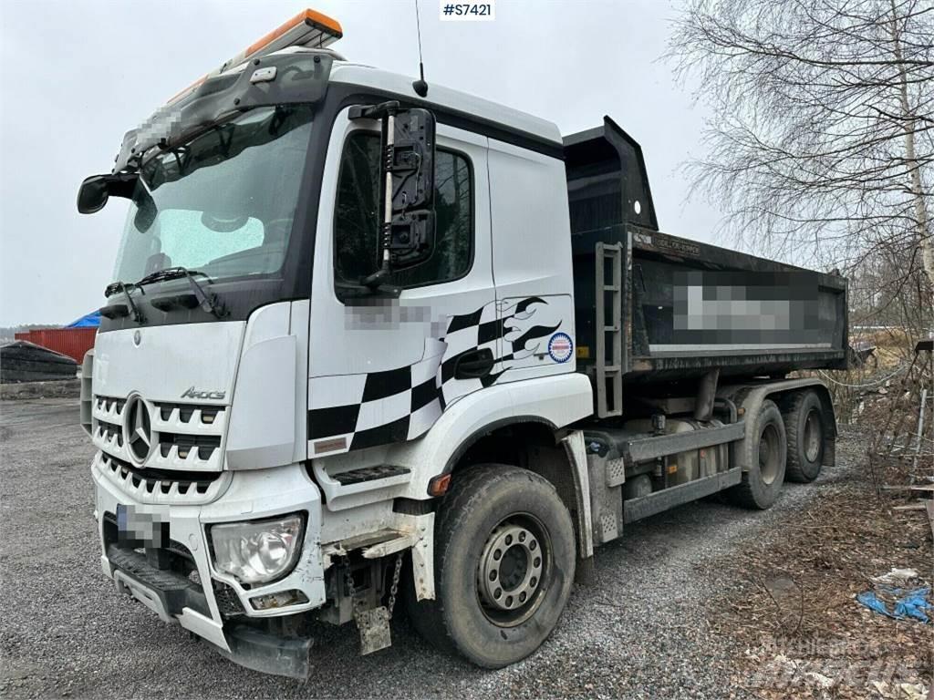 Mercedes-Benz Arocs Lastbiler med tip