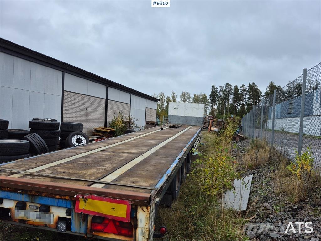Renders RMOC 12.27 Semi-trailer med lad/flatbed