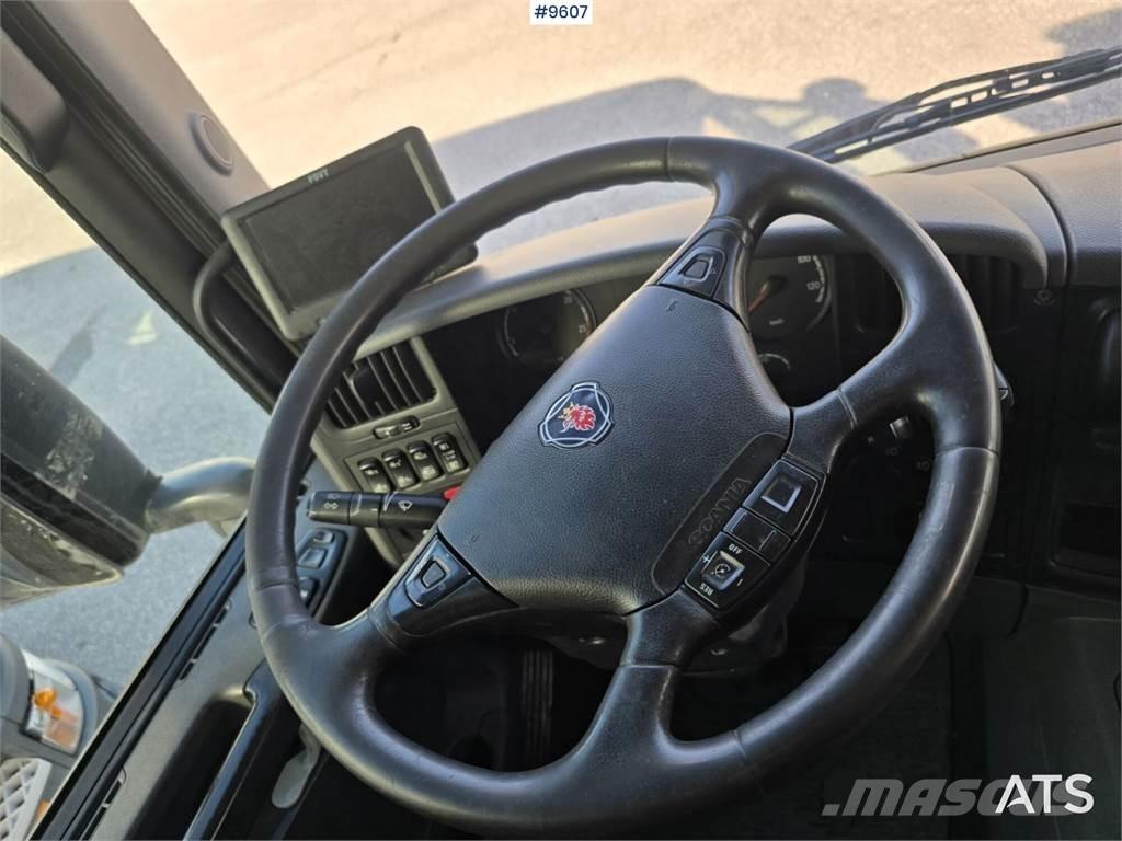 Scania P320 Skåpbil Fast kasse