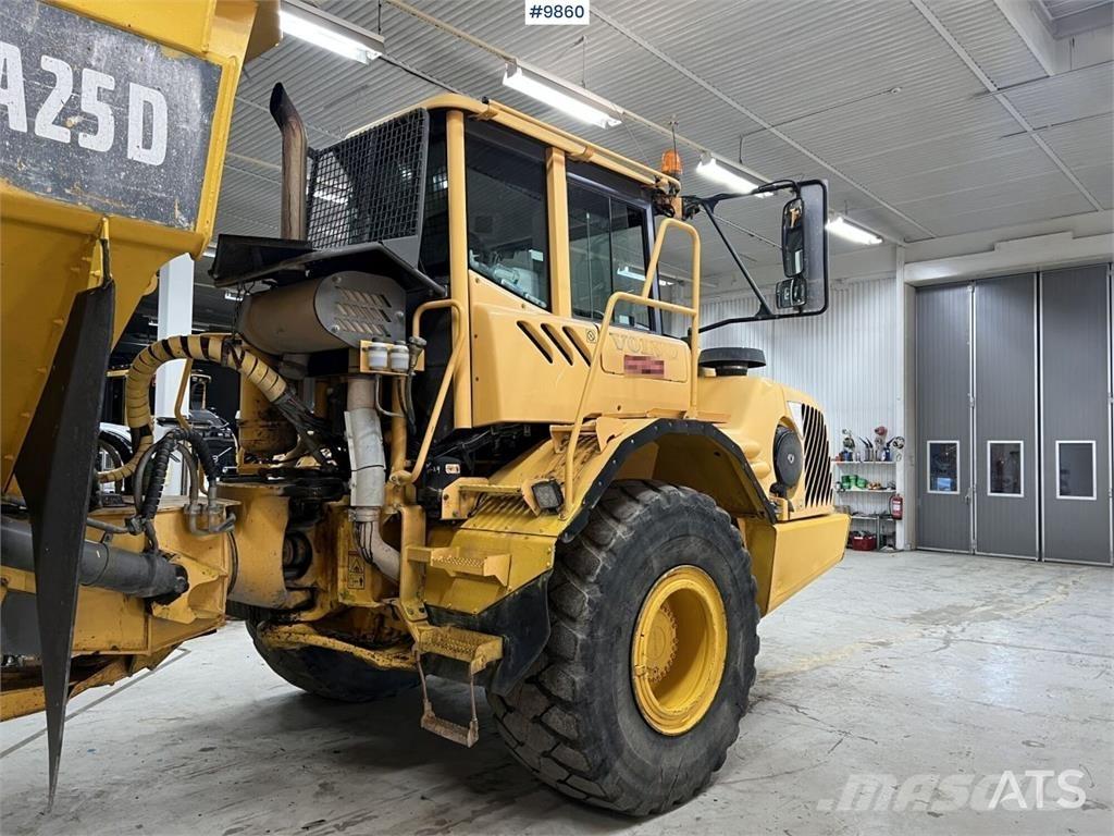 Volvo A25D Terrængående lastbiler