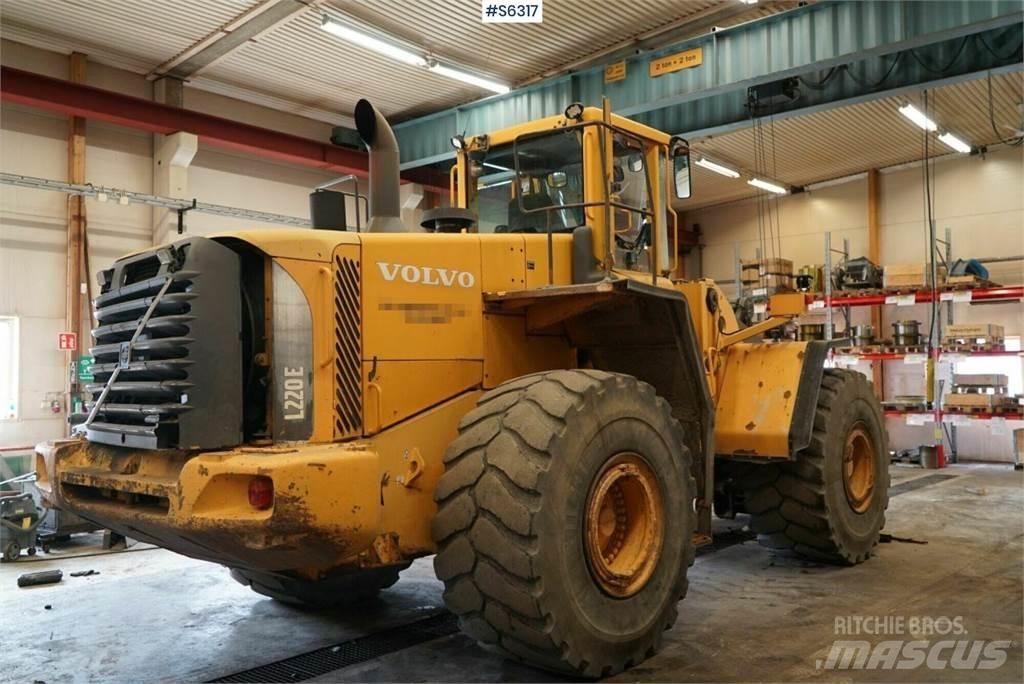Volvo L220E Læssemaskiner på hjul