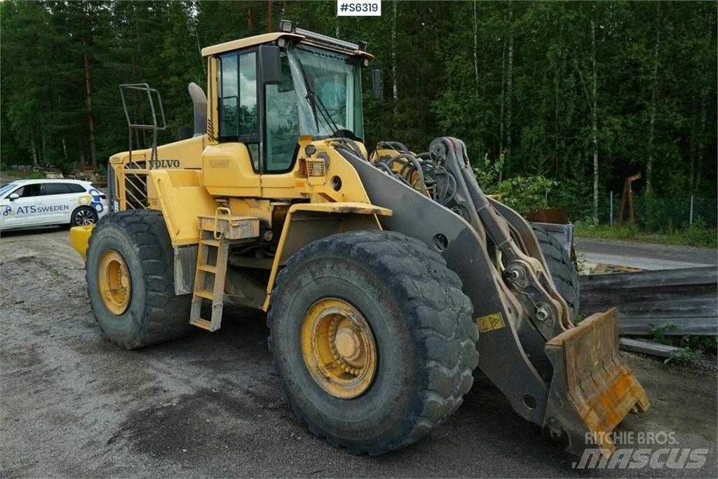 Volvo L220F Læssemaskiner på hjul