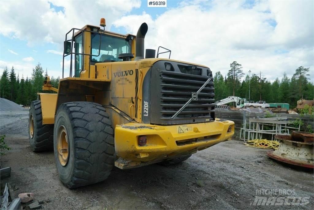 Volvo L220F Læssemaskiner på hjul
