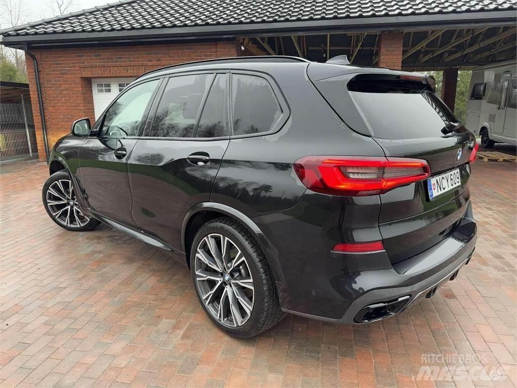 BMW  Biler