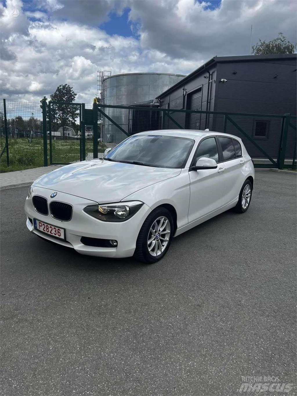 BMW  Biler