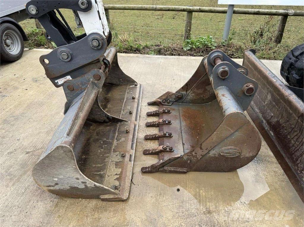 Bobcat E55 Gravemaskiner på larvebånd