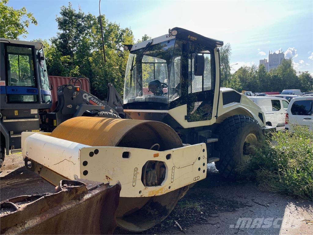 Bomag BW 211-5 Enkelt tromle